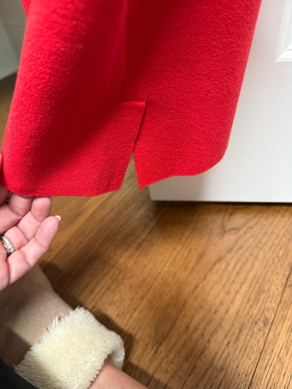 MM.LaFleur Red V-Neck Knit Tank Top - Picture 4 of 6